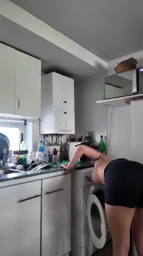 naked laundry parcerita service