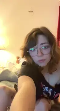 Am I sexy punk girl  - Free TikTok Porn Video