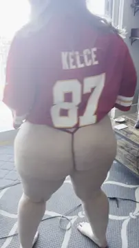 Better to be an ass fan than a chiefs fan Break_Yo_Dick_Thick