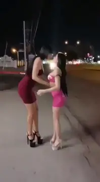 Muff Dive on a Busy Road