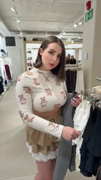 Flashing tits in the store  - Free TikTok Porn Video