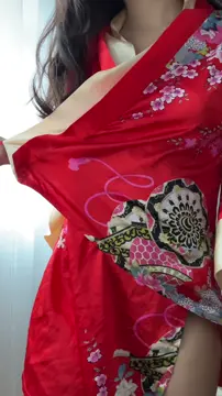 Quick vid before my roommate comes back