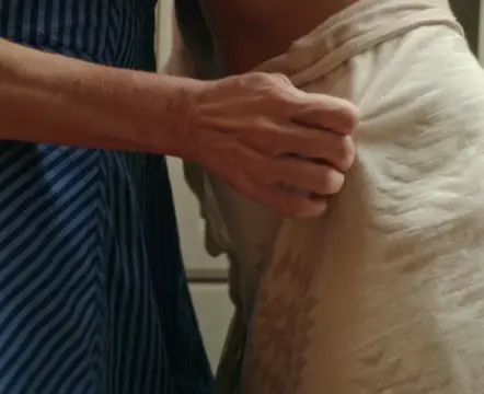 Malin Akerman & Brittany Snow - The Hunting Wives S01E04 (2025)